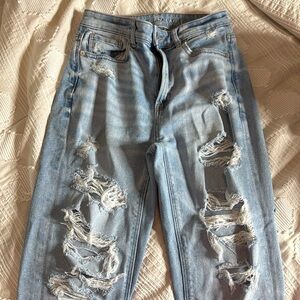 American eagle ripped mom jeans
